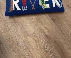 NEW PEKING HANDICRAFT women's river pillow in blue